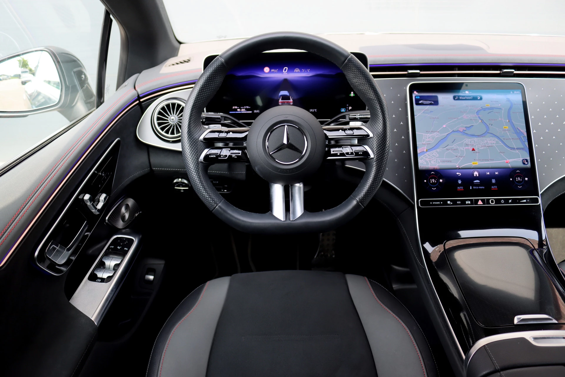 Hoofdafbeelding Mercedes-Benz EQE