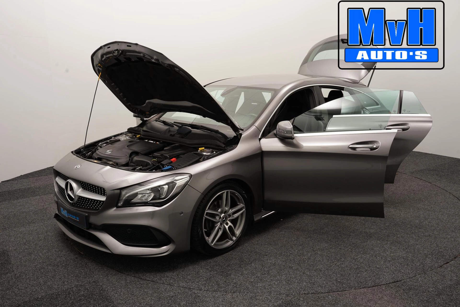 Hoofdafbeelding Mercedes-Benz CLA