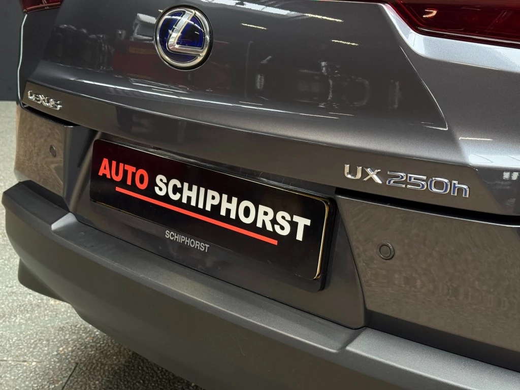 Hoofdafbeelding Lexus UX