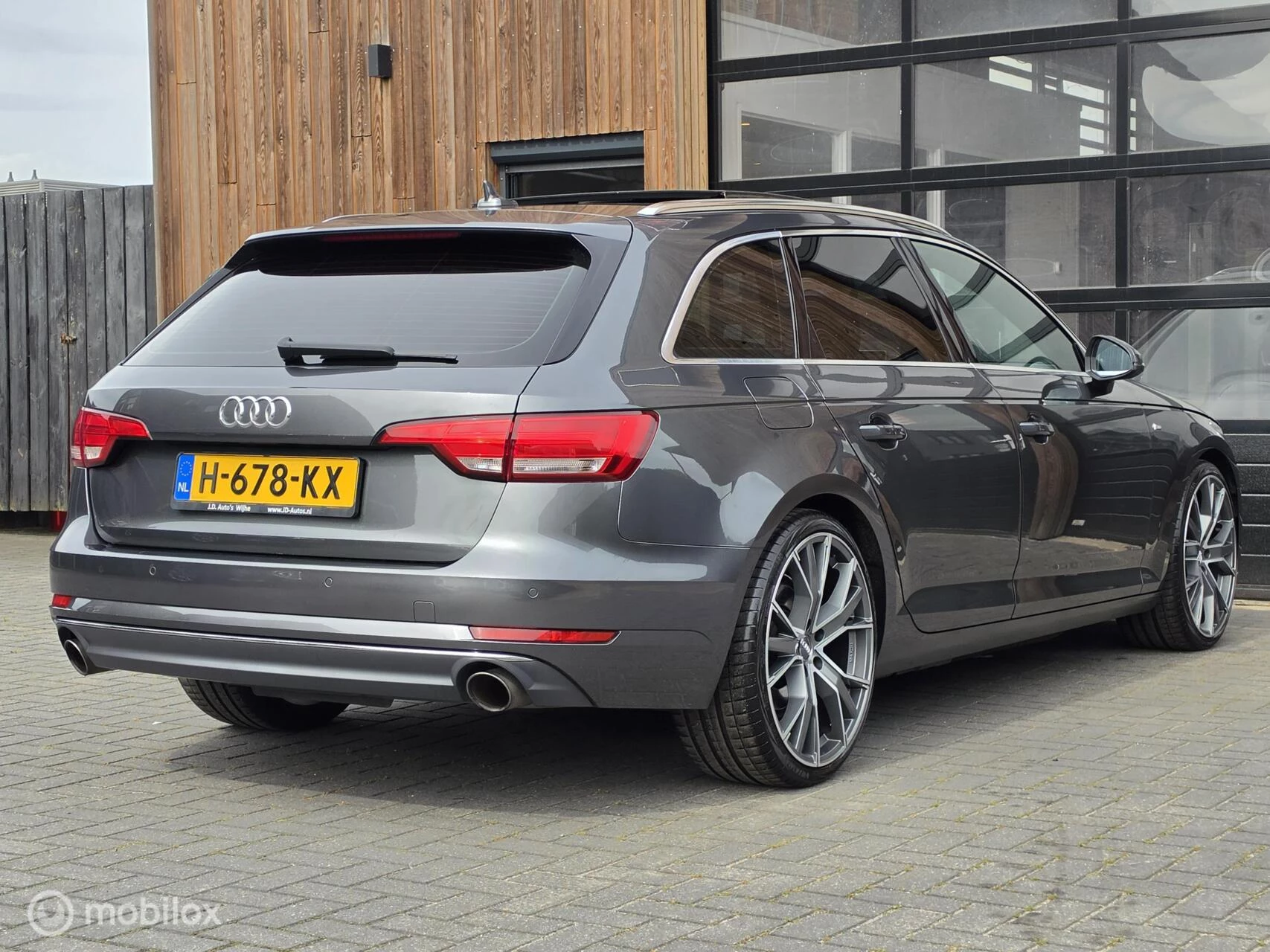 Hoofdafbeelding Audi A4