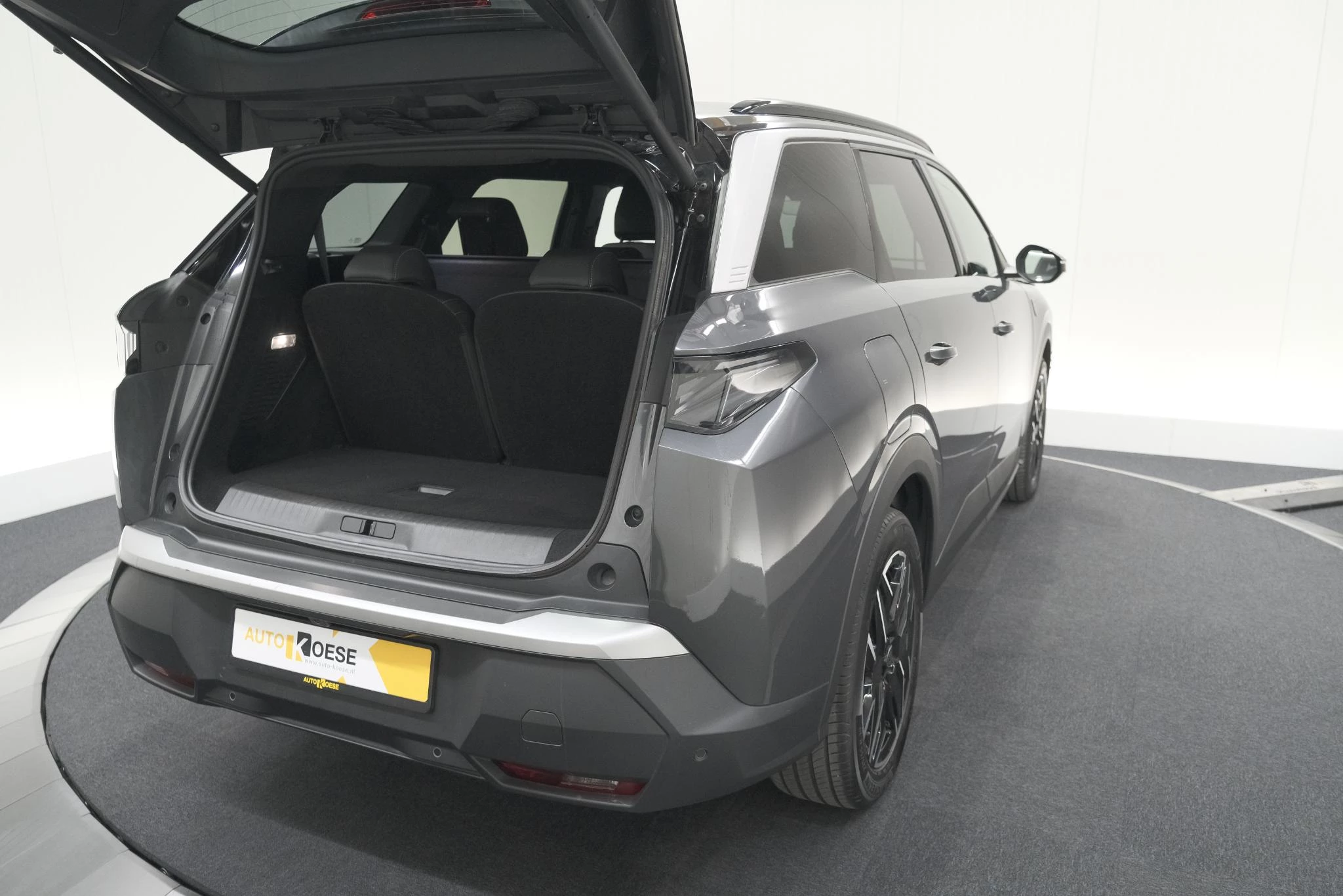 Hoofdafbeelding Peugeot 5008