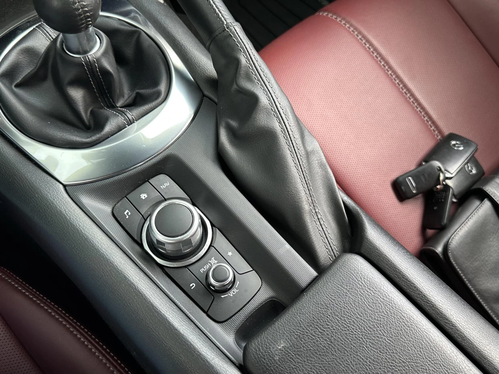 Hoofdafbeelding Mazda MX-5