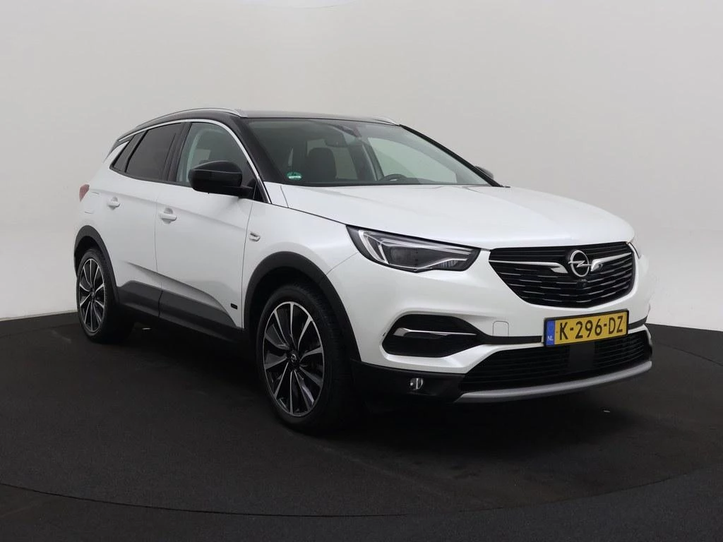 Hoofdafbeelding Opel Grandland X