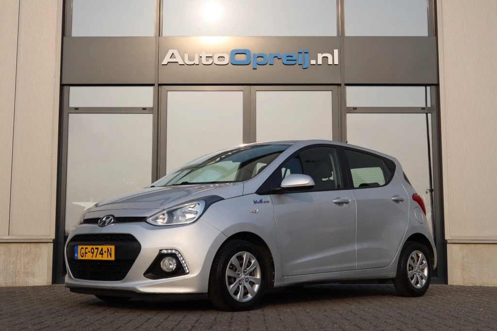 Hoofdafbeelding Hyundai i10