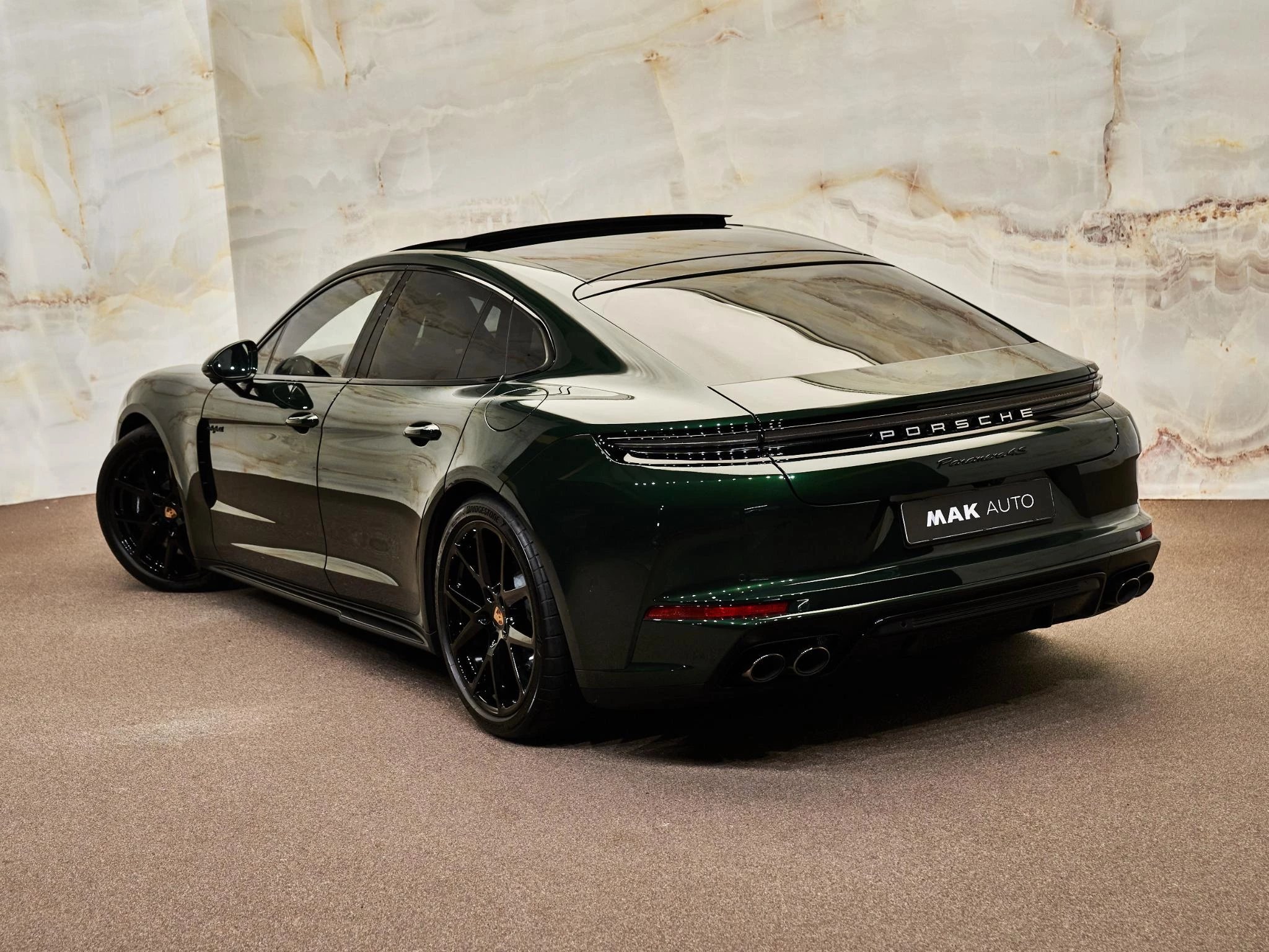 Hoofdafbeelding Porsche Panamera