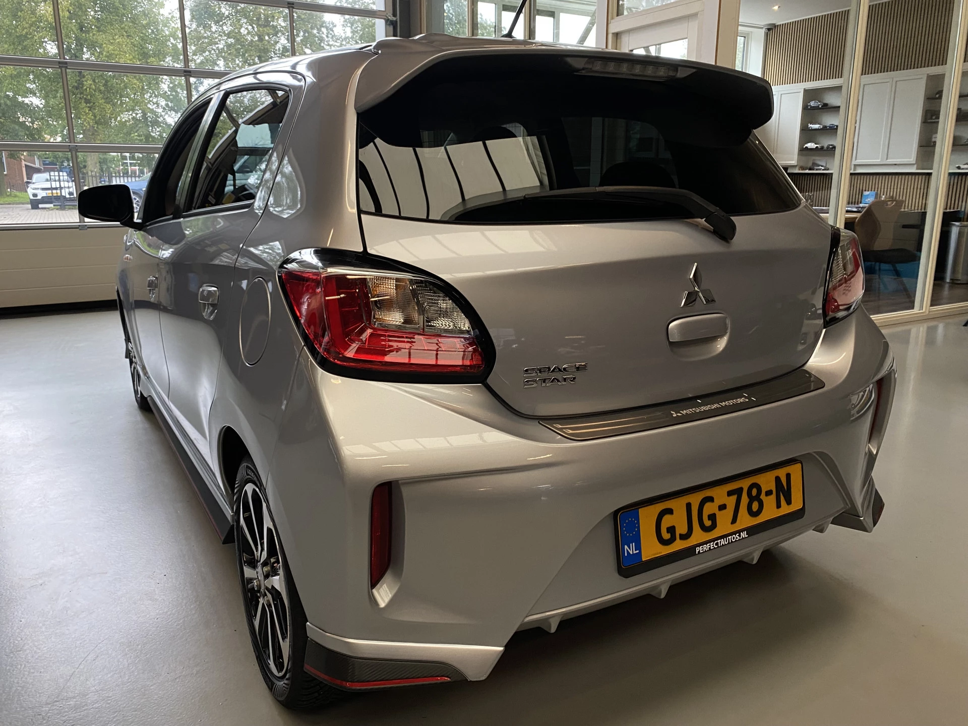 Hoofdafbeelding Mitsubishi Space Star