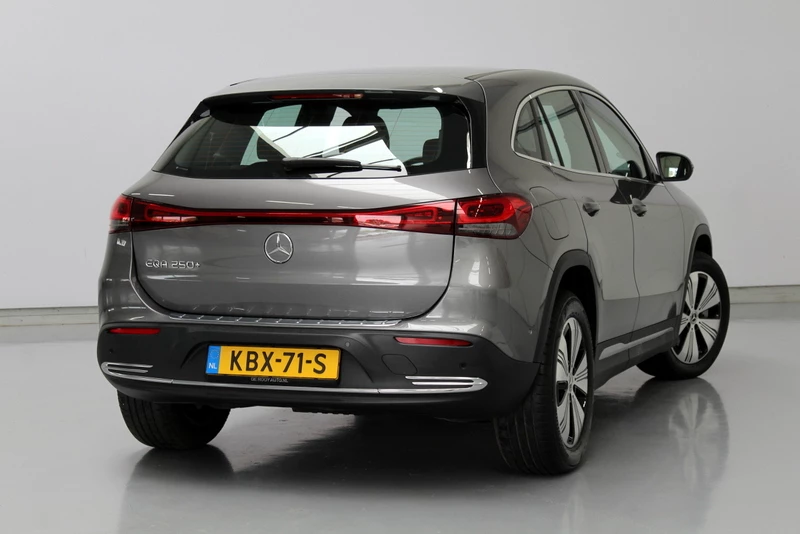 Hoofdafbeelding Mercedes-Benz EQA