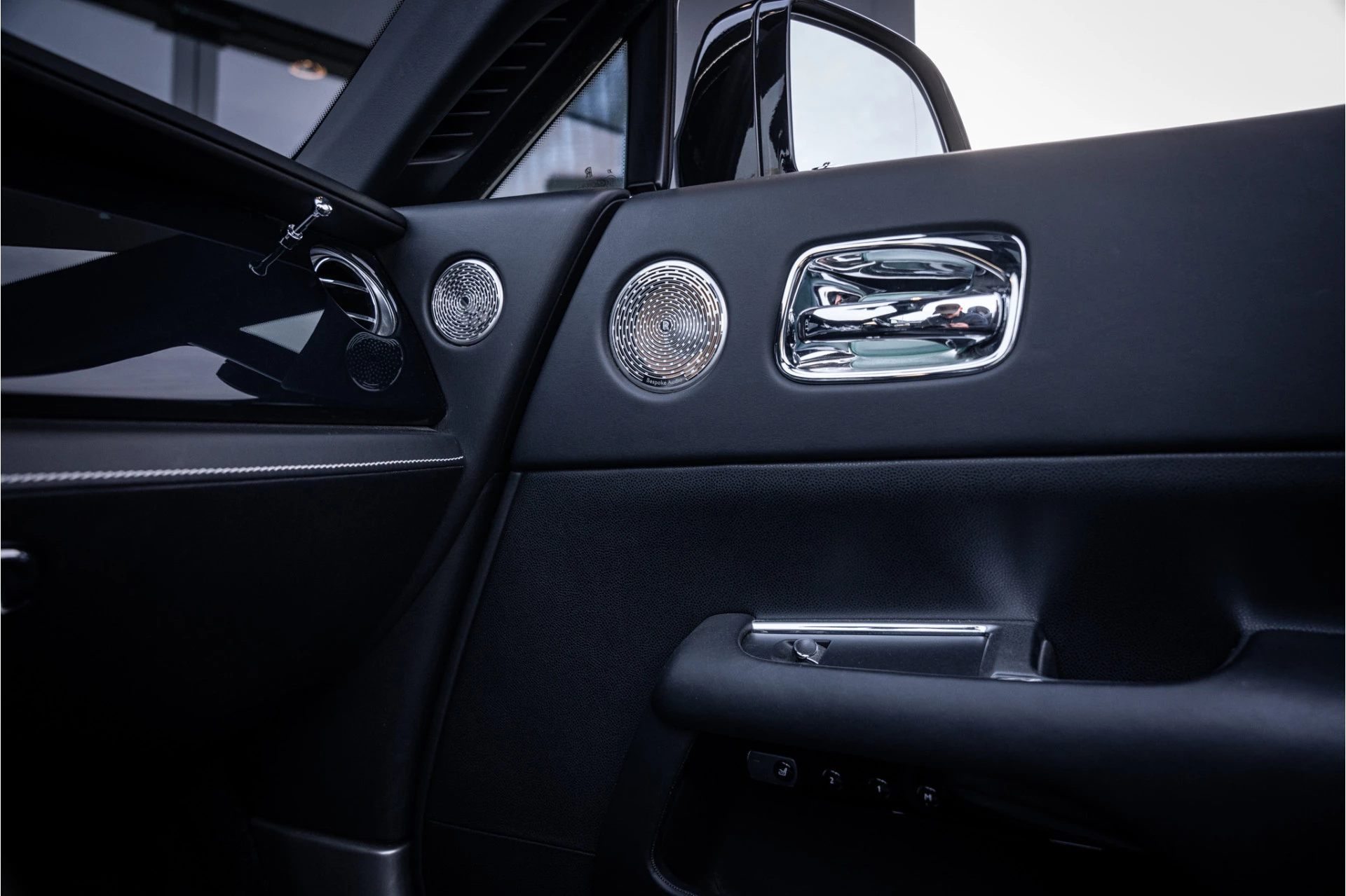 Hoofdafbeelding Rolls-Royce Dawn