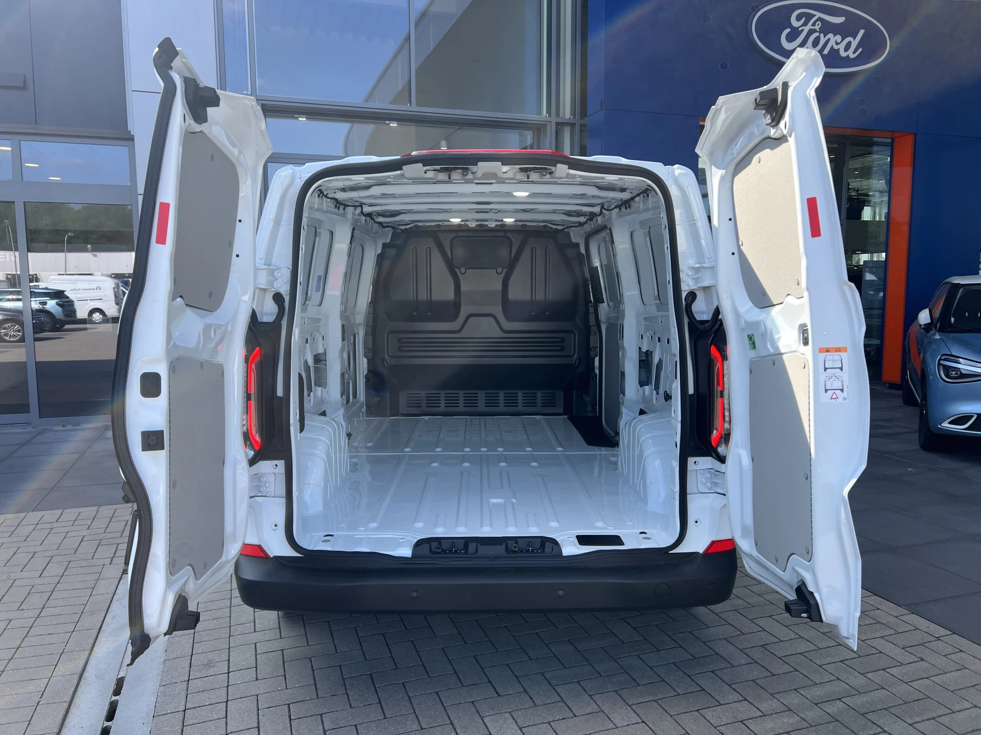 Hoofdafbeelding Ford E-Transit