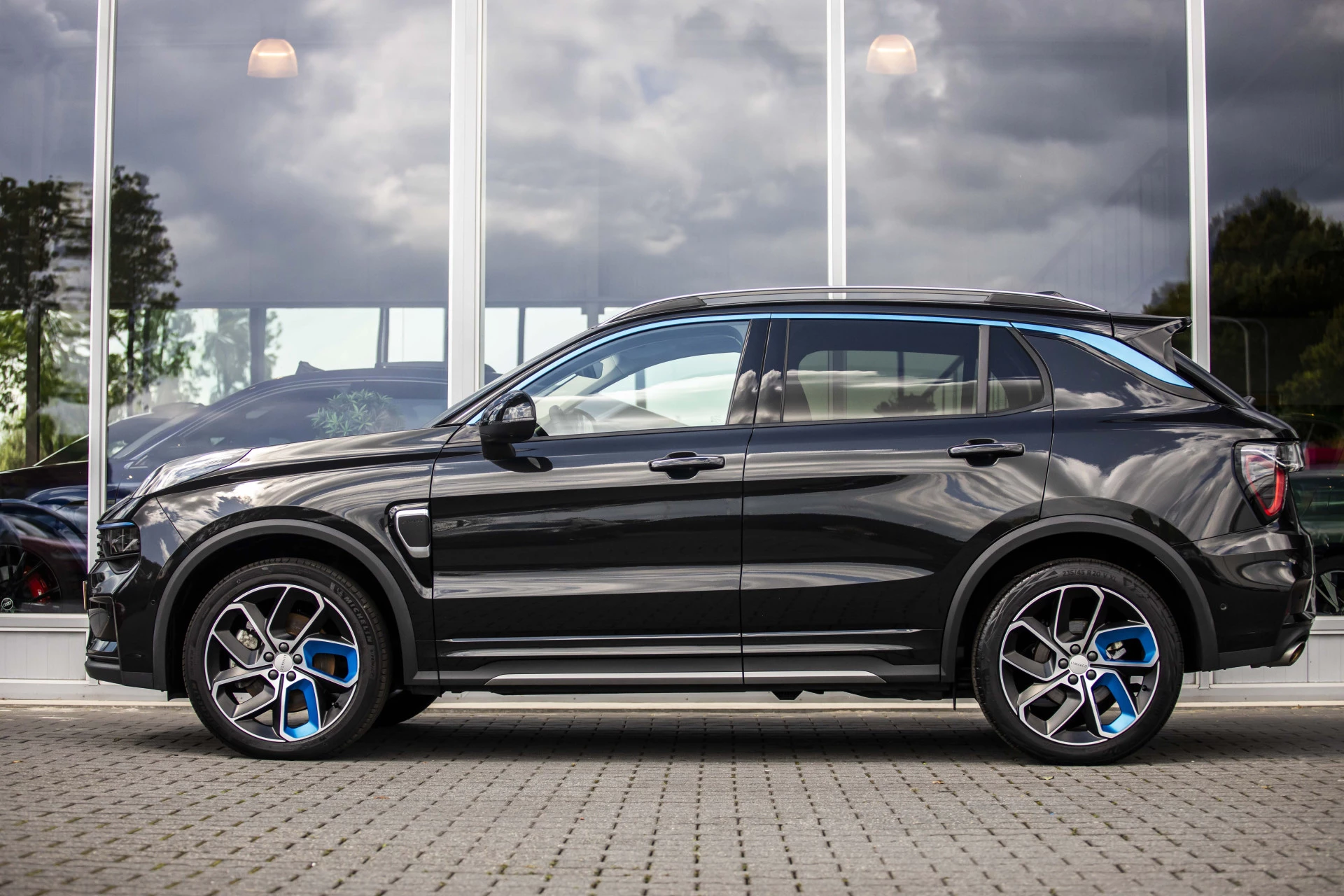 Hoofdafbeelding Lynk & Co 01
