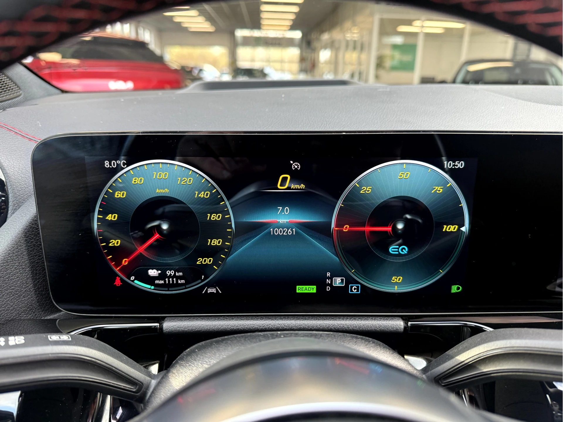 Hoofdafbeelding Mercedes-Benz EQA