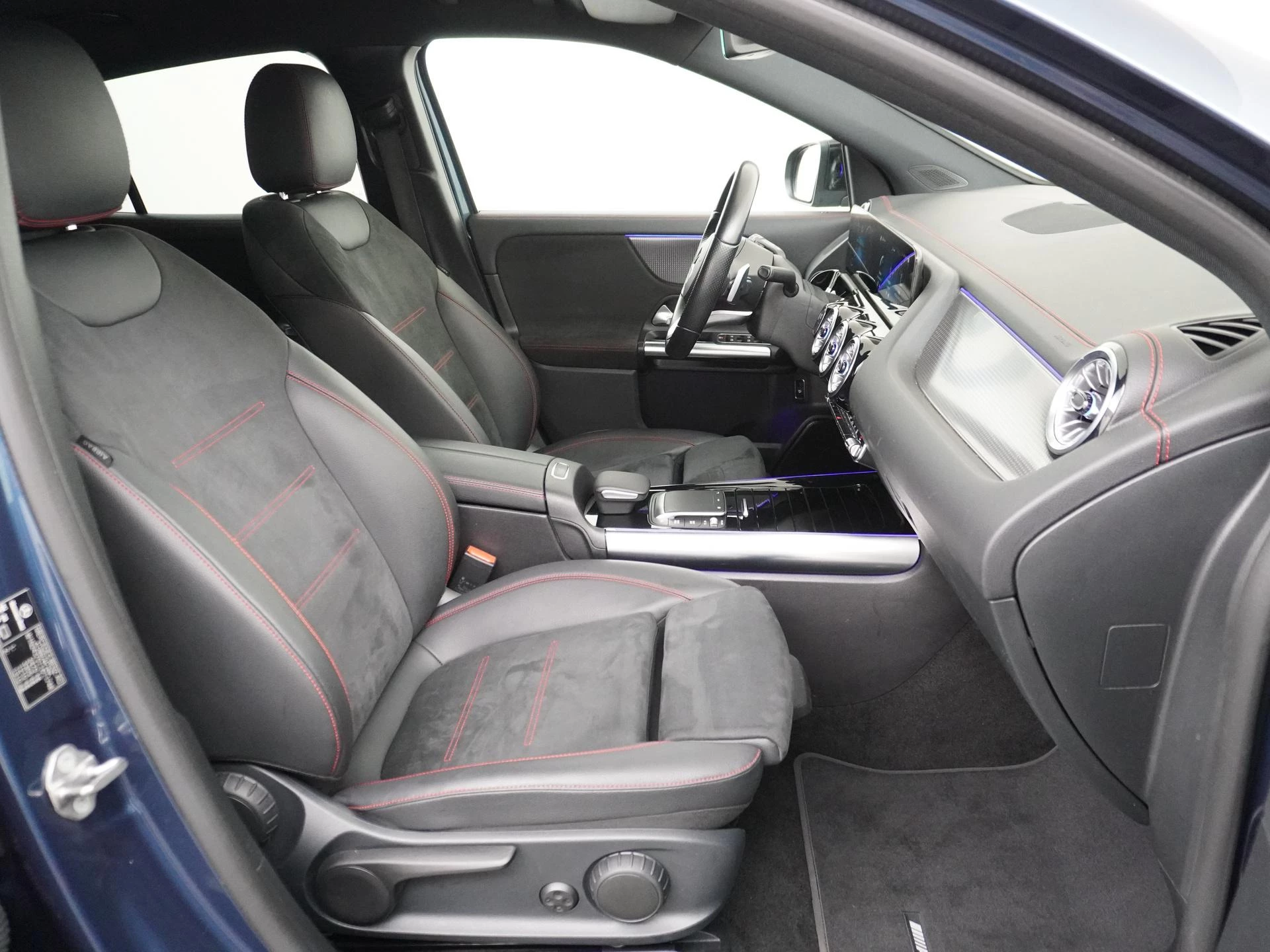 Hoofdafbeelding Mercedes-Benz EQA