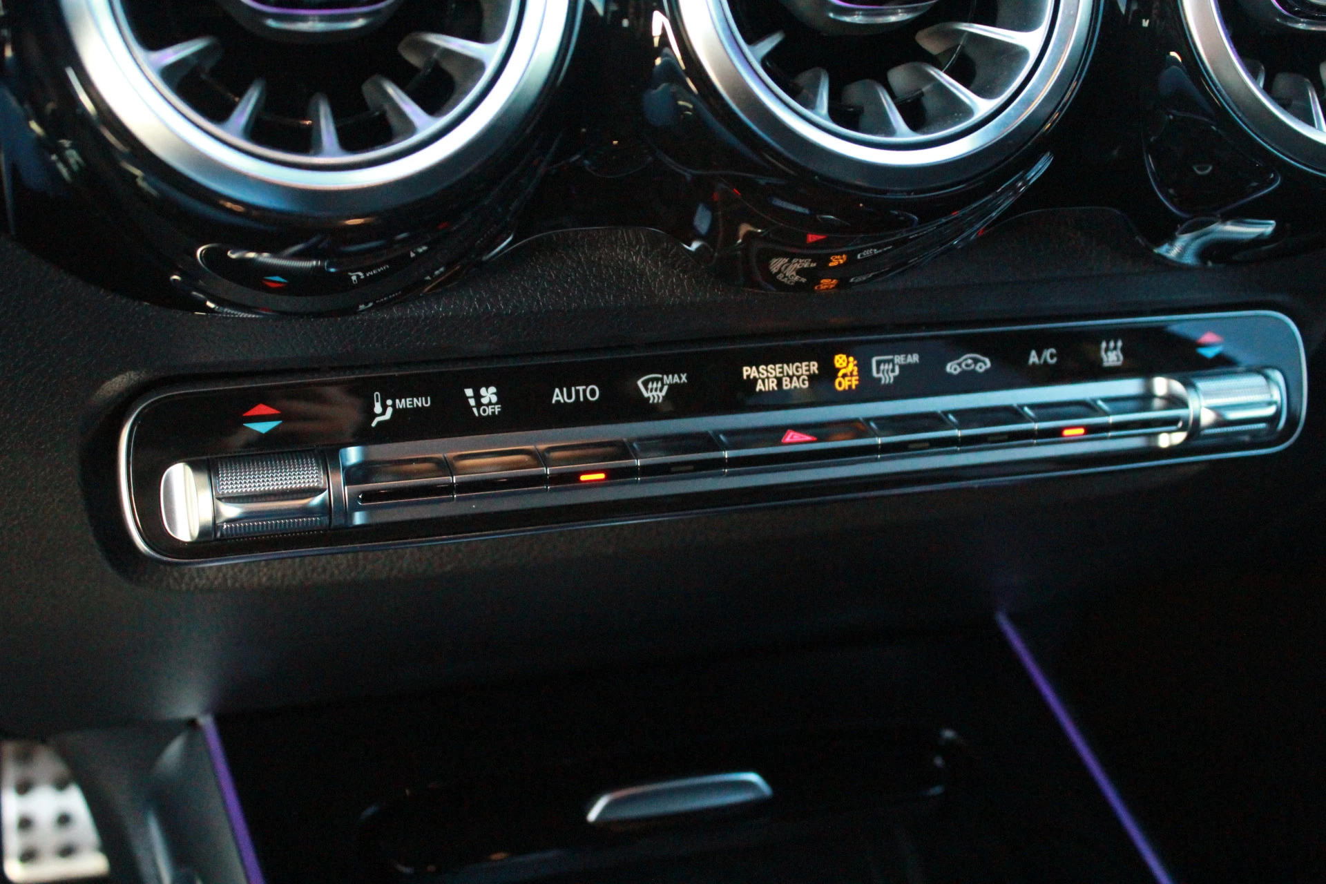 Hoofdafbeelding Mercedes-Benz EQB