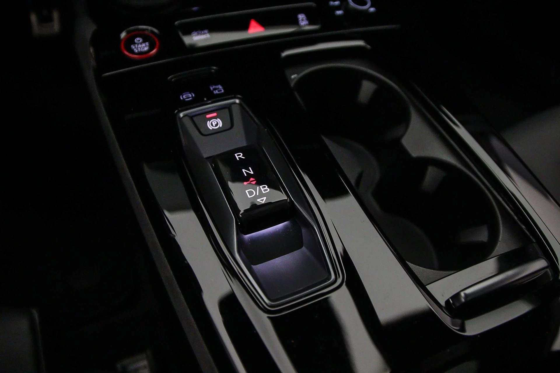 Hoofdafbeelding Audi A6 Avant e-tron