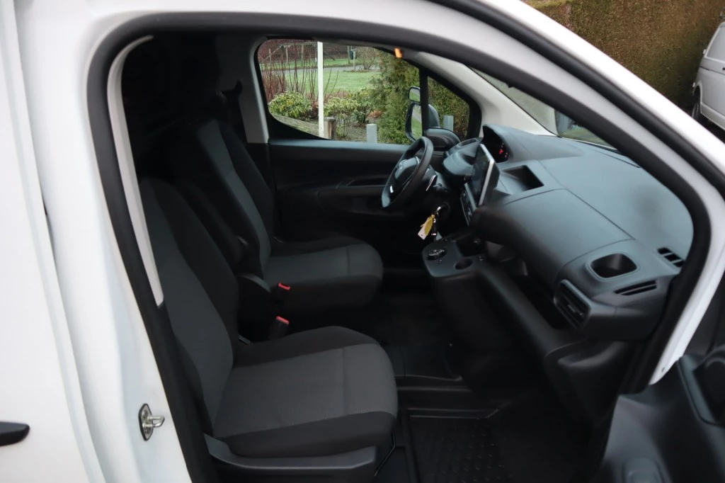 Hoofdafbeelding Peugeot Partner
