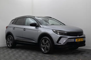 Hoofdafbeelding Opel Grandland Opel Grandland 1.2 Turbo 130PK GS-LINE