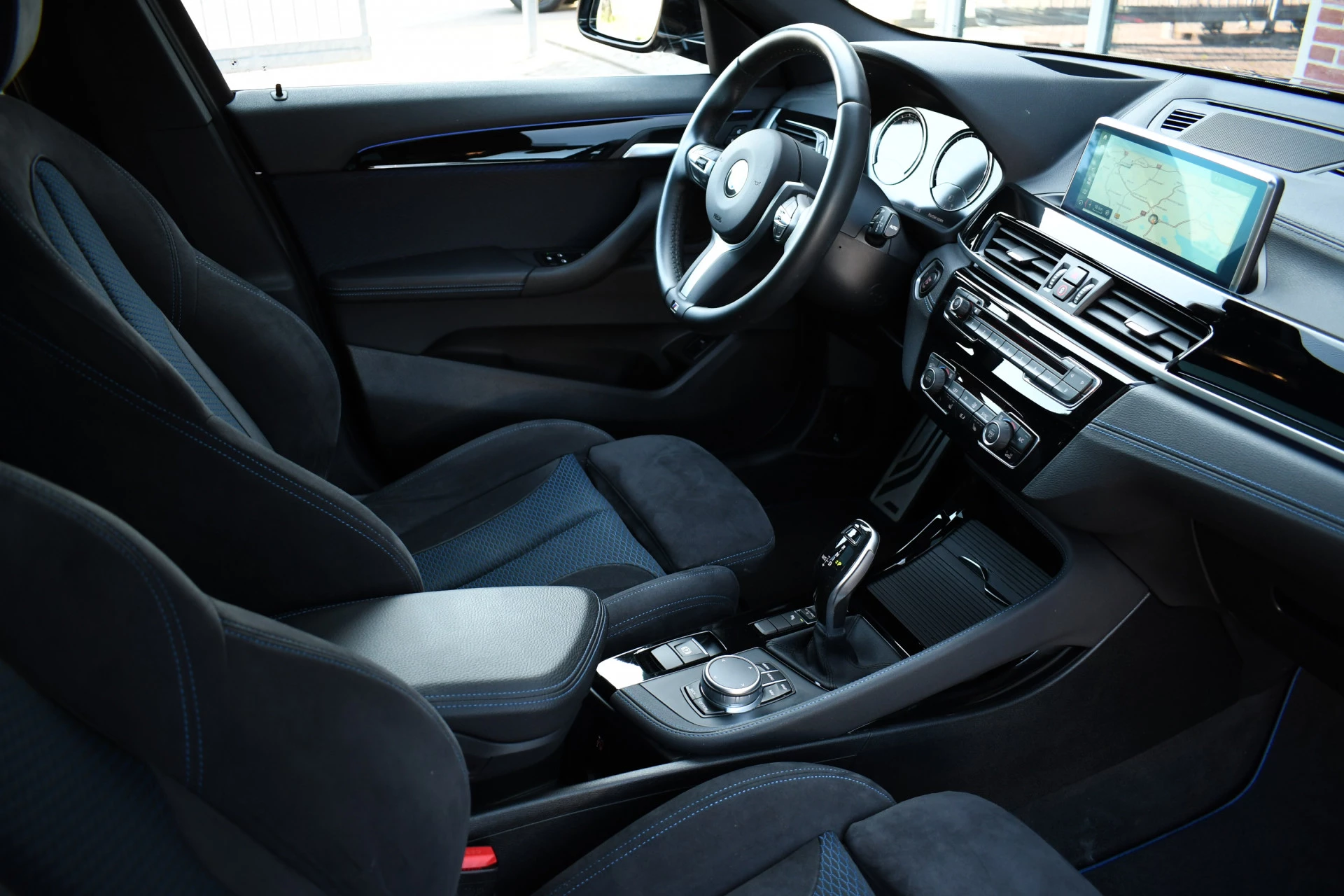 Hoofdafbeelding BMW X2