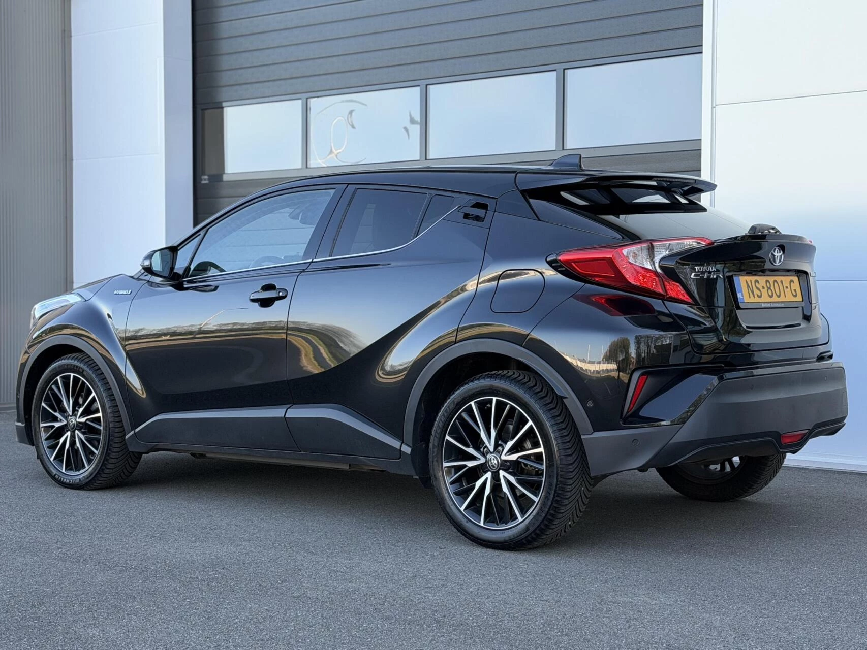 Hoofdafbeelding Toyota C-HR