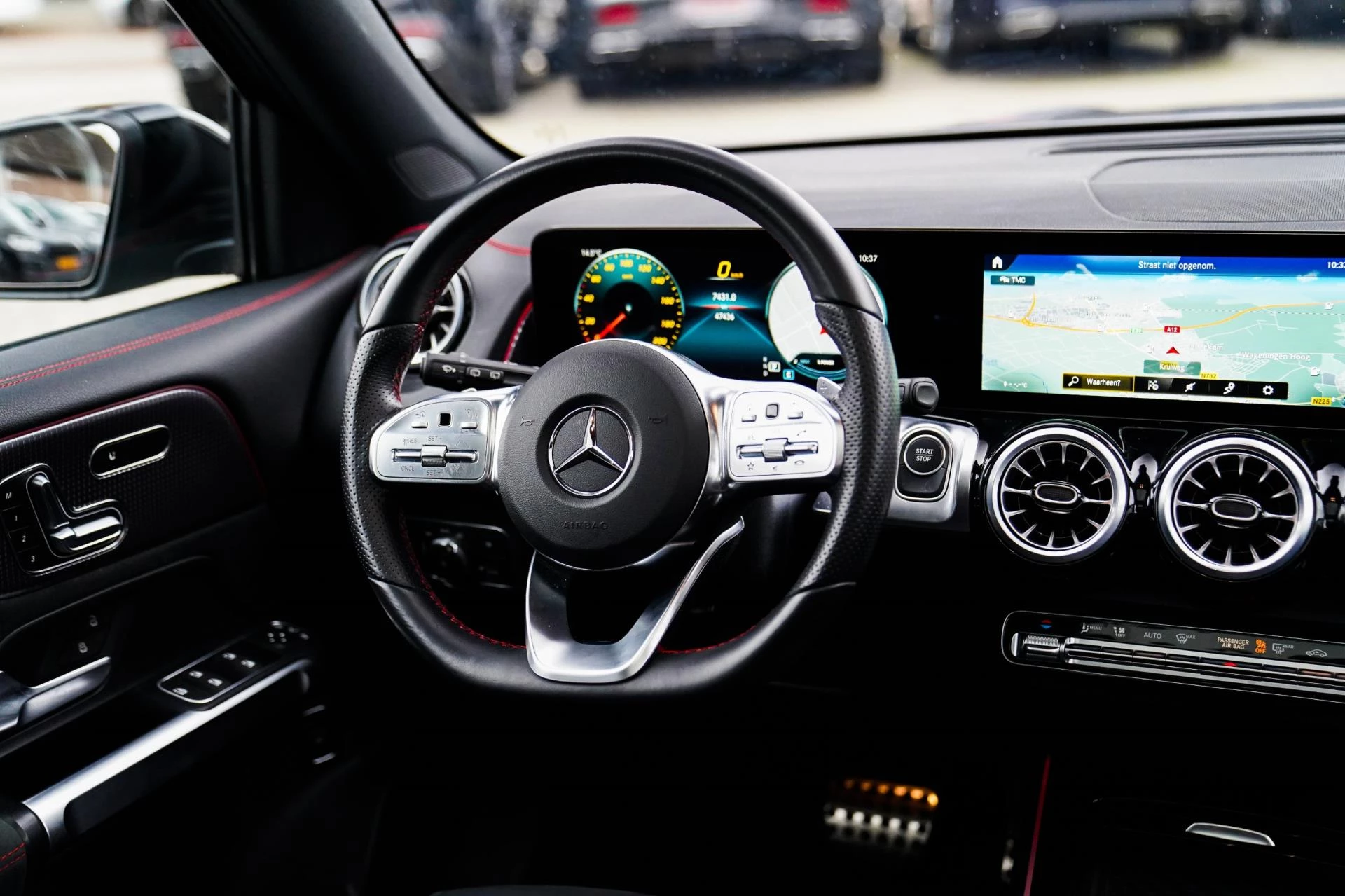 Hoofdafbeelding Mercedes-Benz EQB