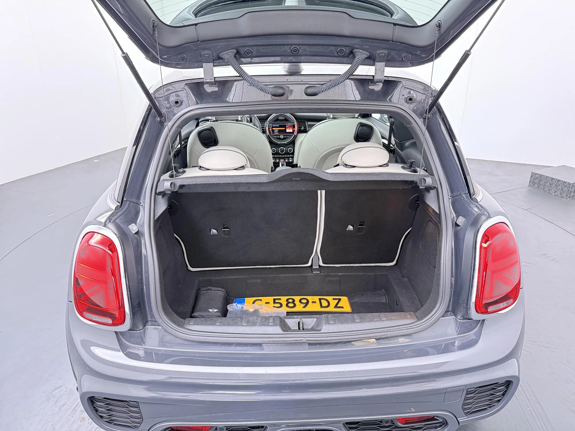 Hoofdafbeelding MINI 3-deurs