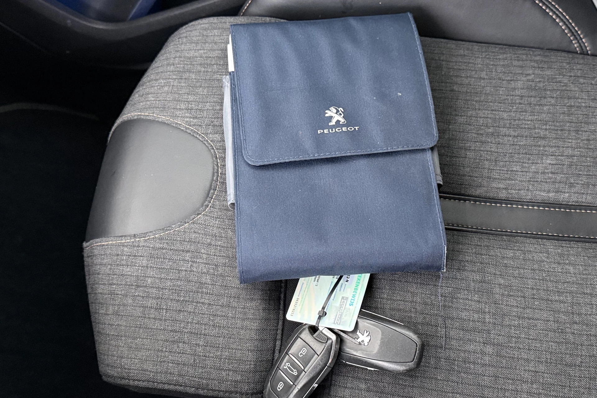 Hoofdafbeelding Peugeot 5008