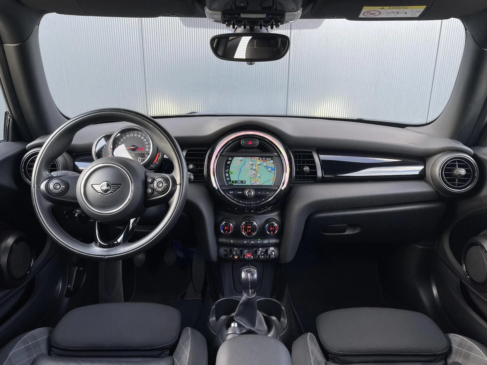 Hoofdafbeelding MINI Cooper