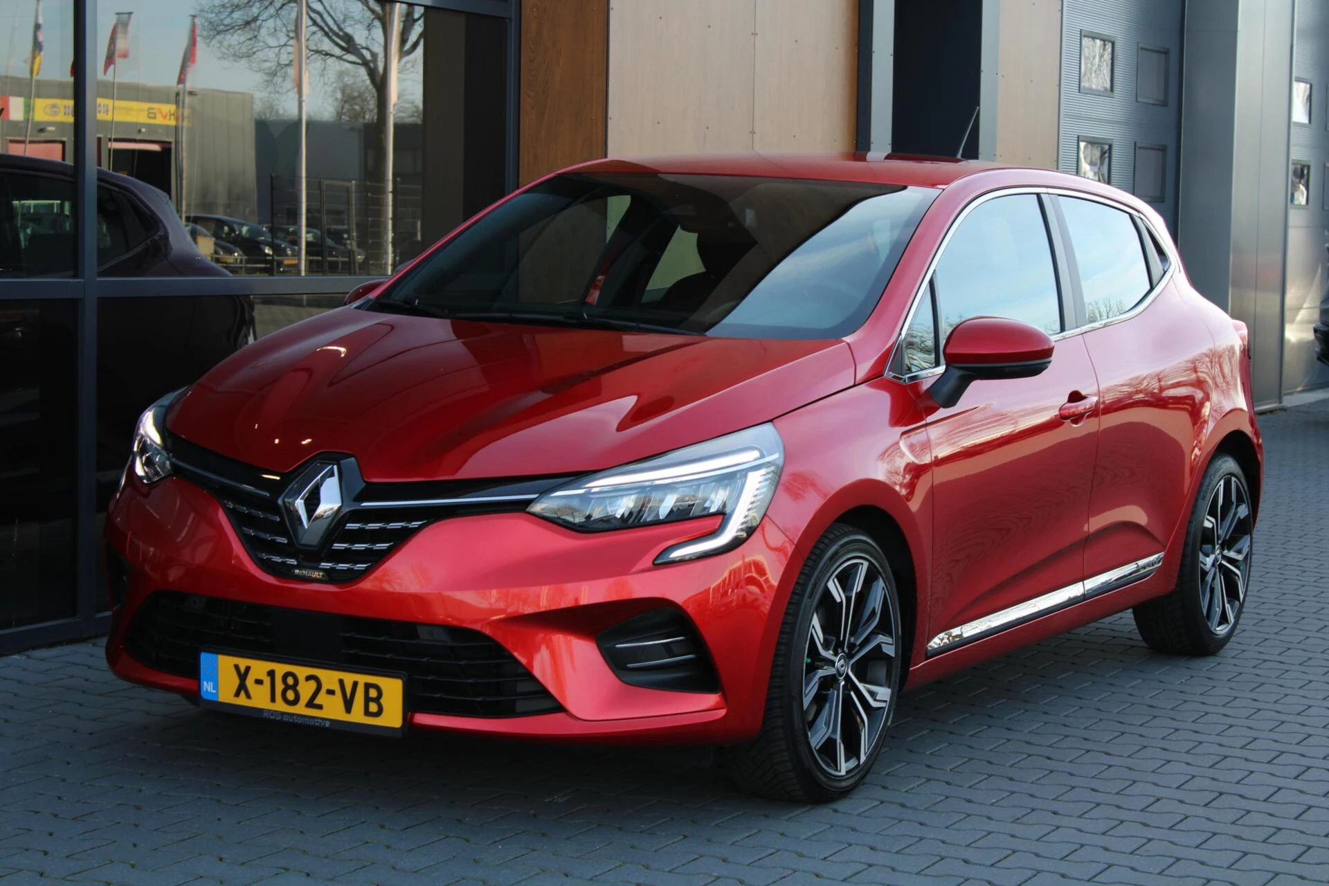 Hoofdafbeelding Renault Clio