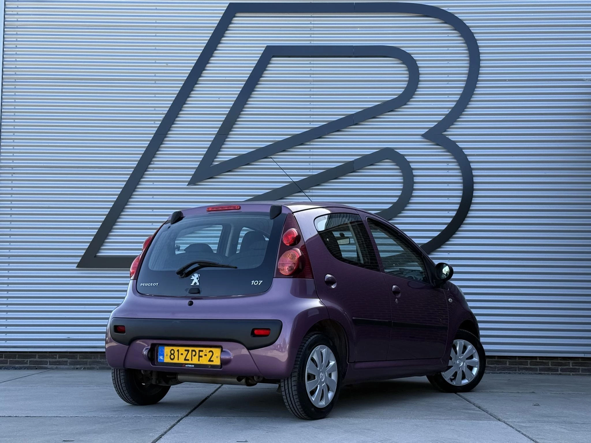 Hoofdafbeelding Peugeot 107
