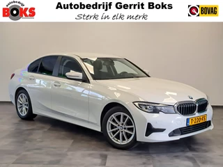 BMW 3 Serie 318i Executive Navigatie Clima Cruise PDC LM 157 PK!