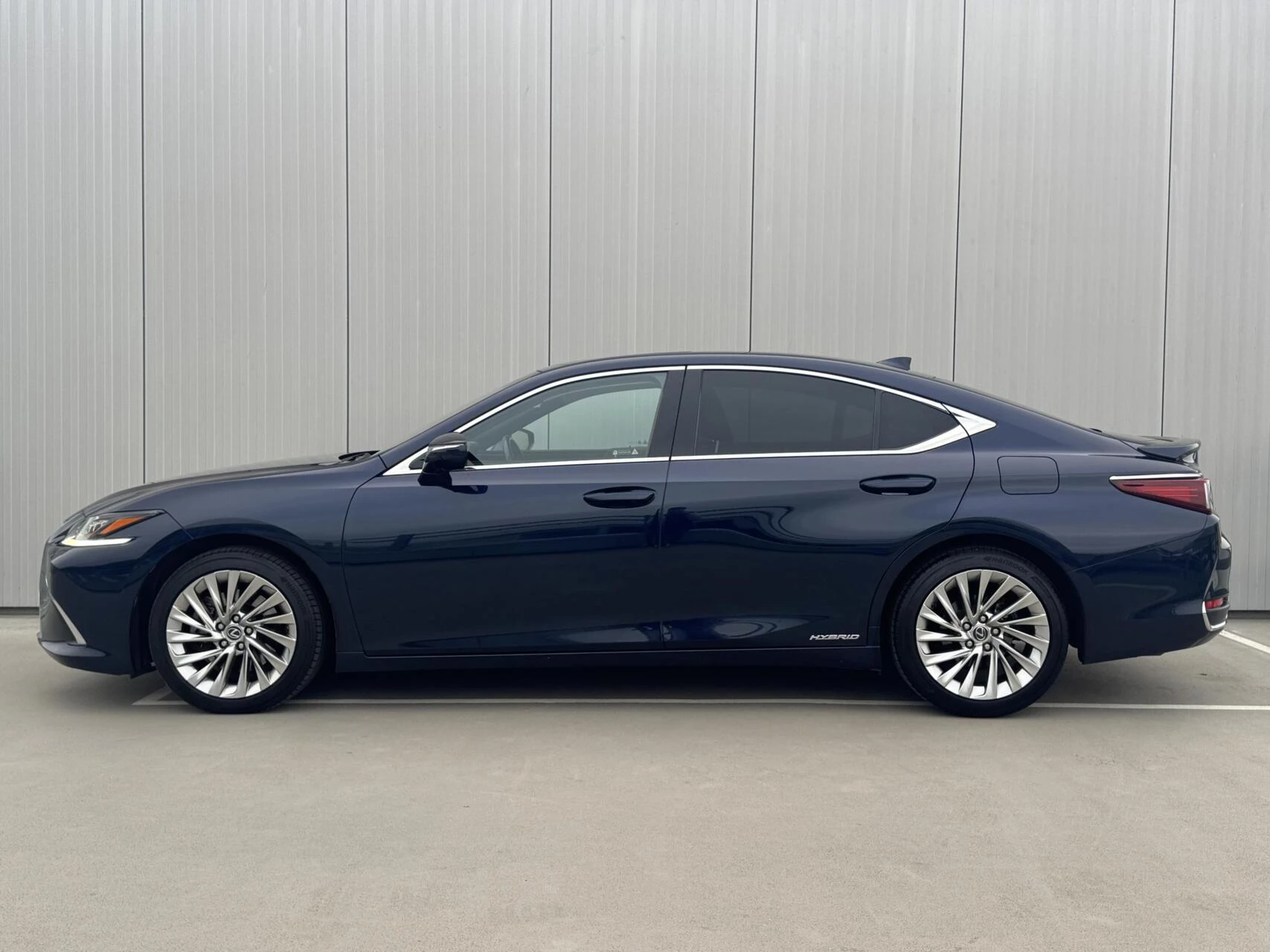 Hoofdafbeelding Lexus ES