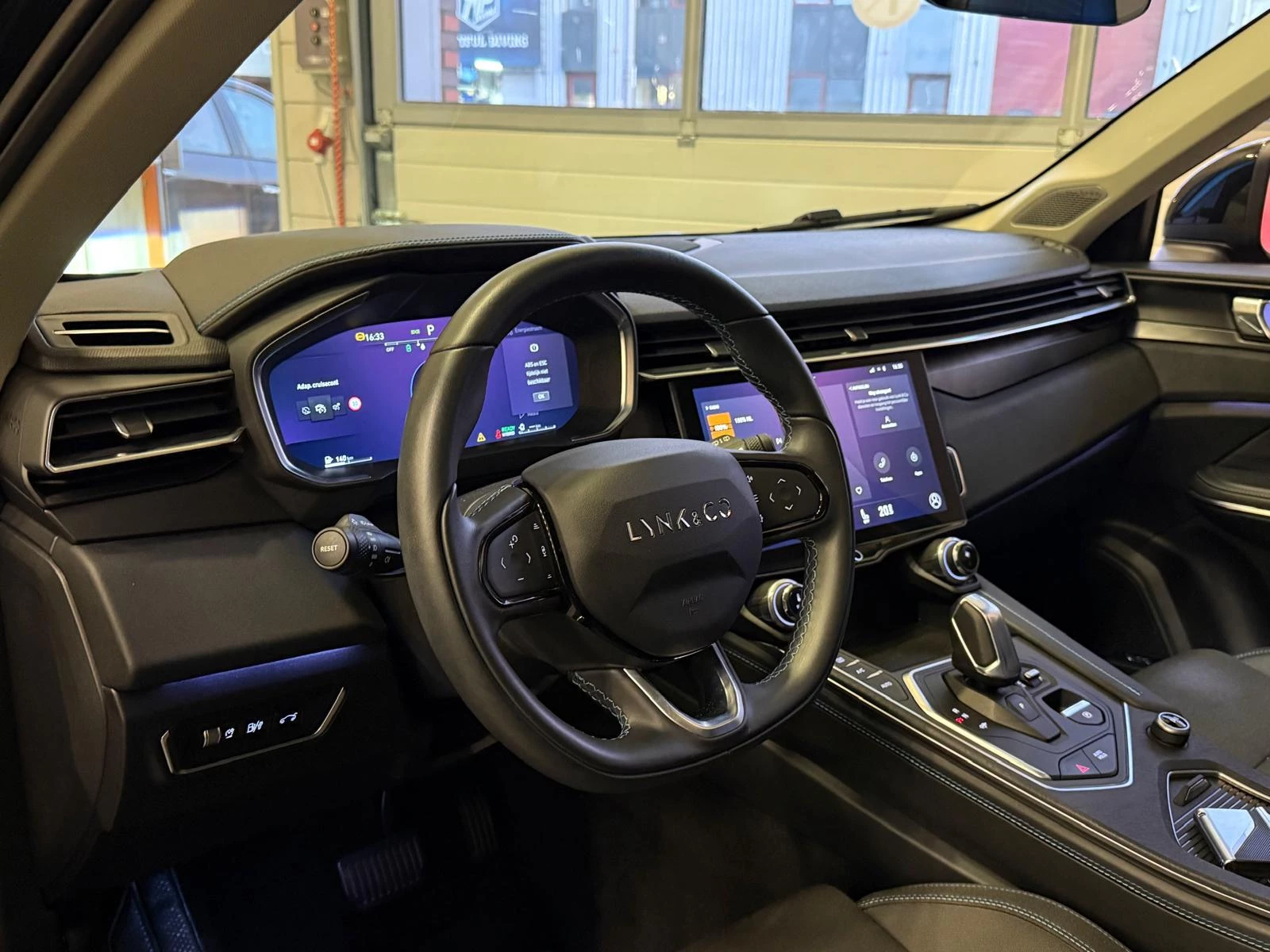 Hoofdafbeelding Lynk & Co 01