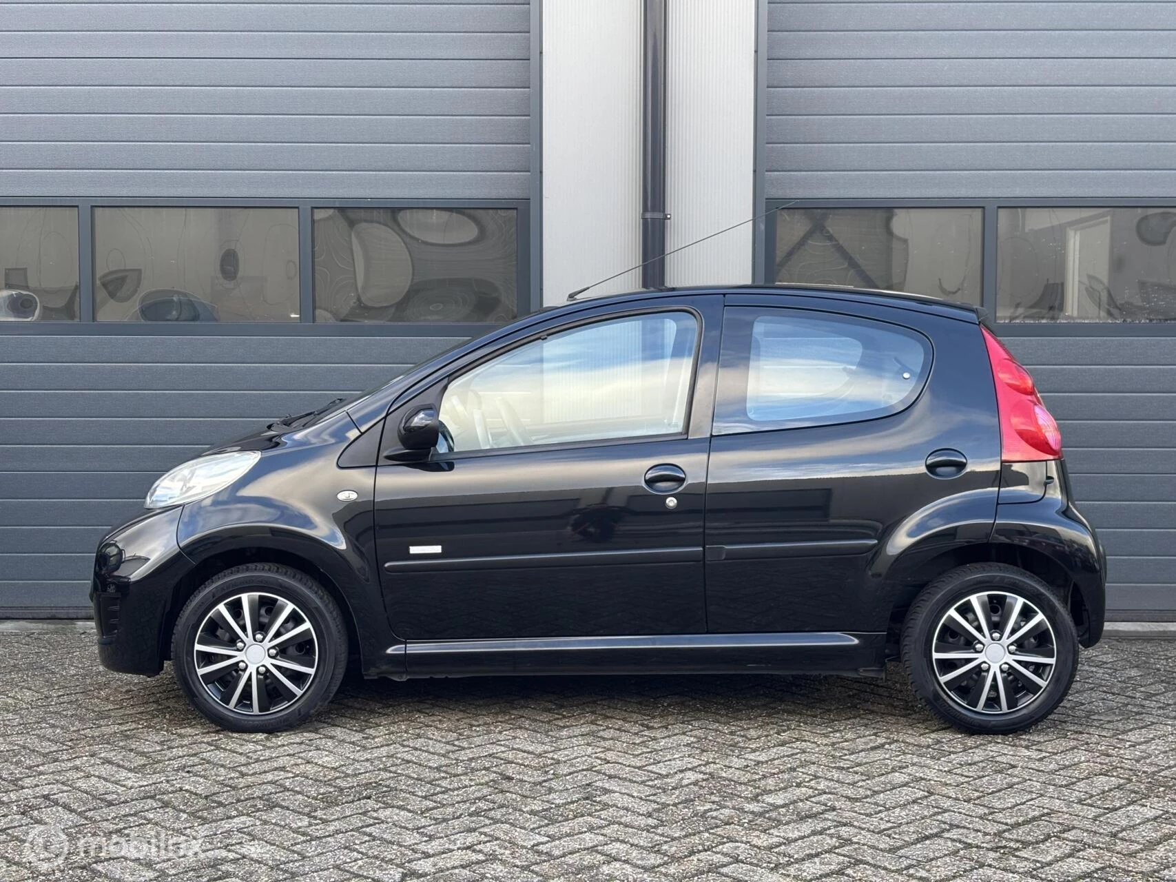 Hoofdafbeelding Peugeot 107