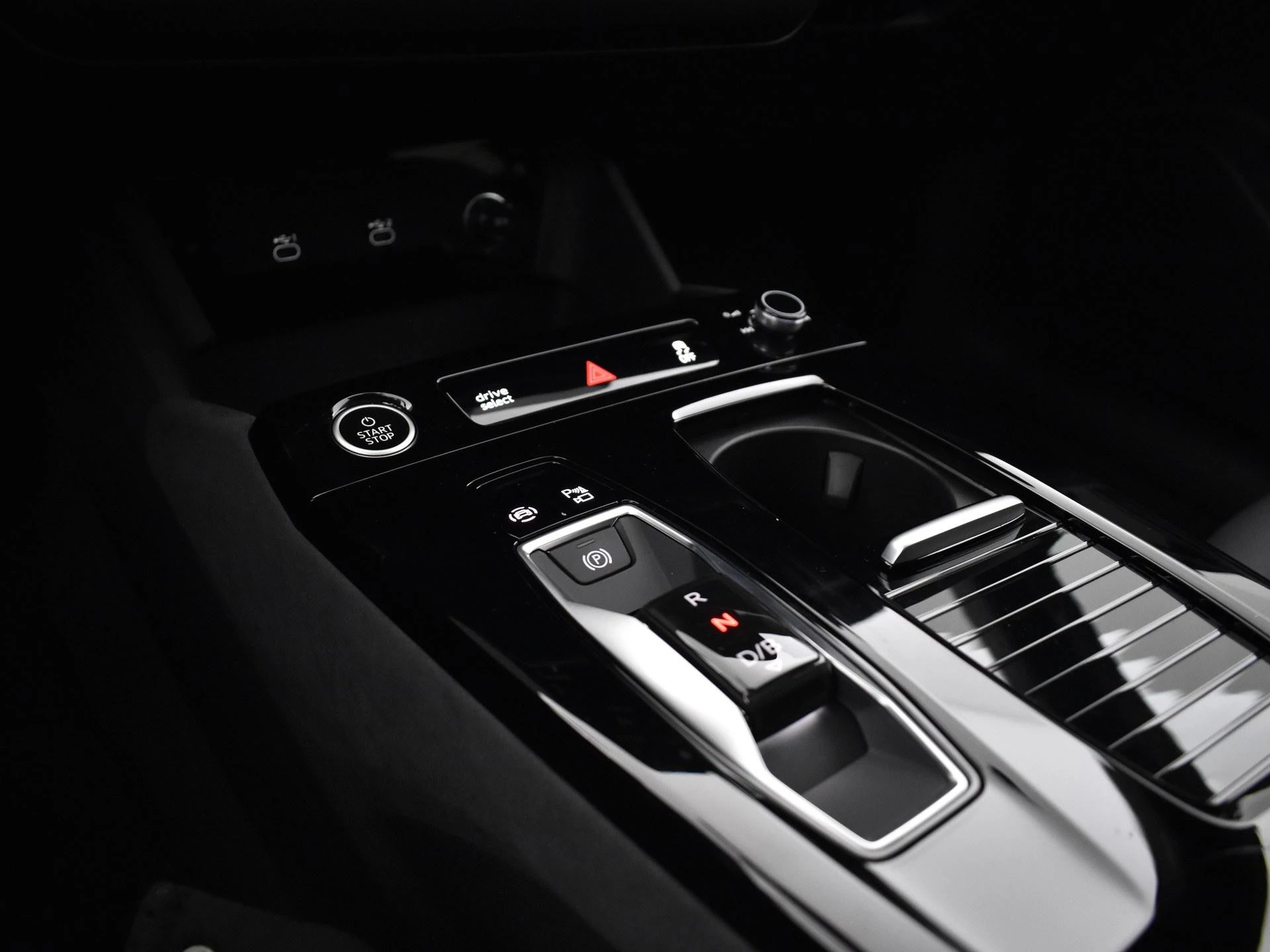 Hoofdafbeelding Audi A6 Avant e-tron