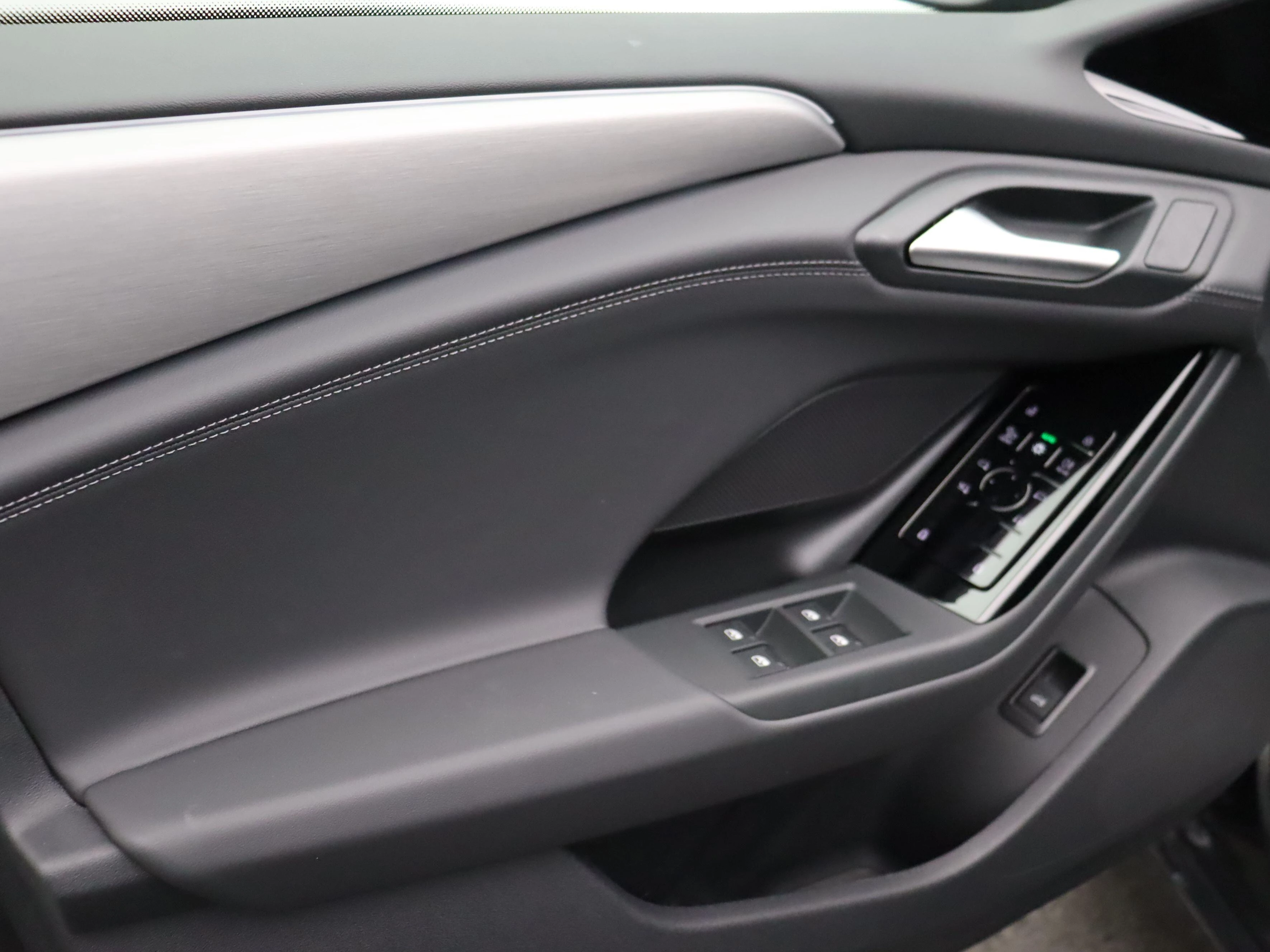 Hoofdafbeelding Audi A6 e-tron