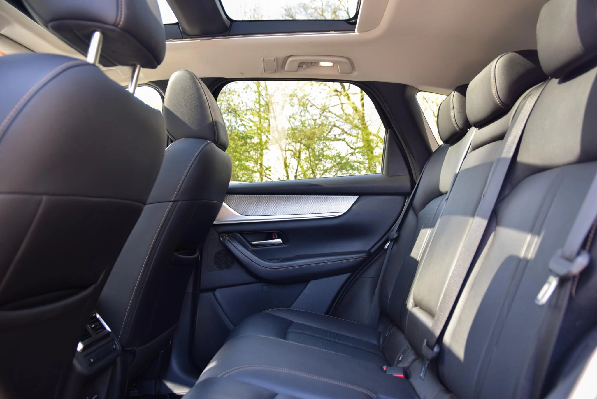 Hoofdafbeelding Mazda CX-60