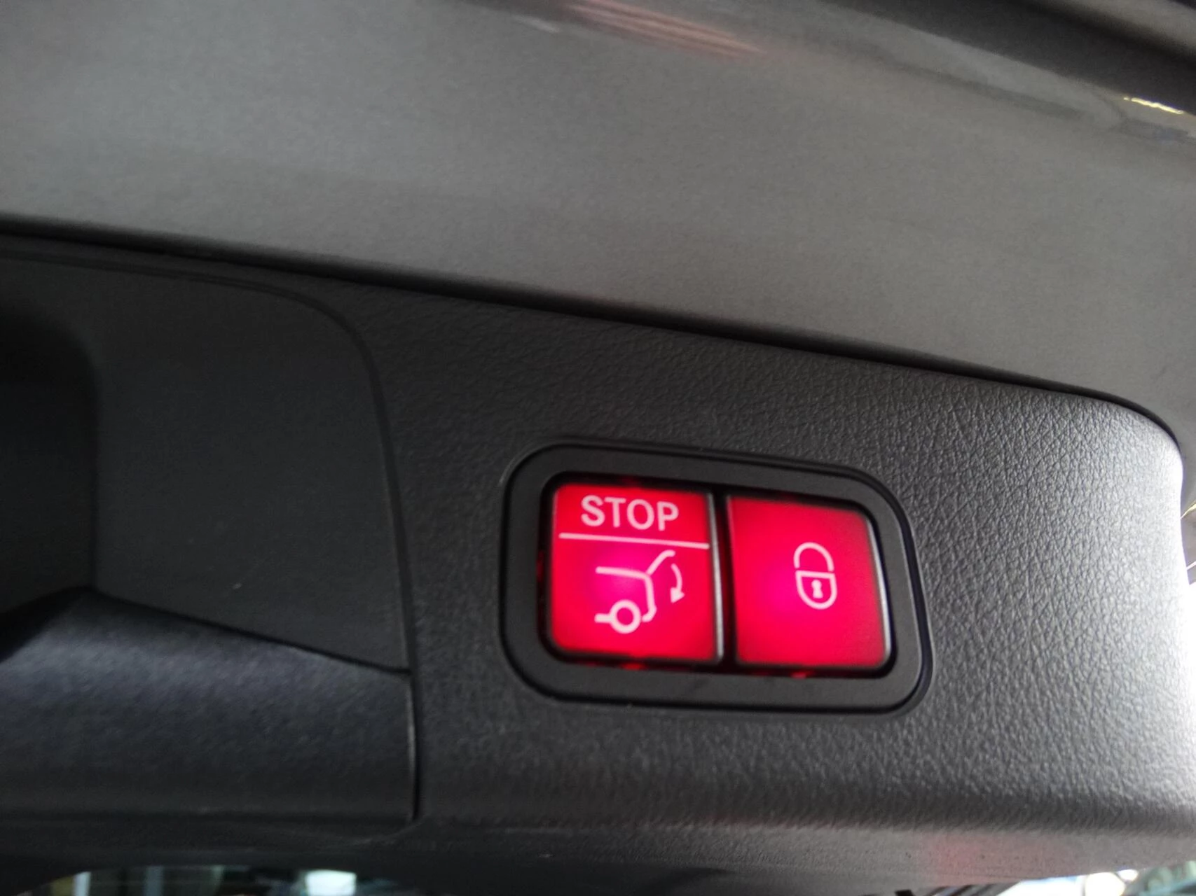 Hoofdafbeelding Mercedes-Benz EQB