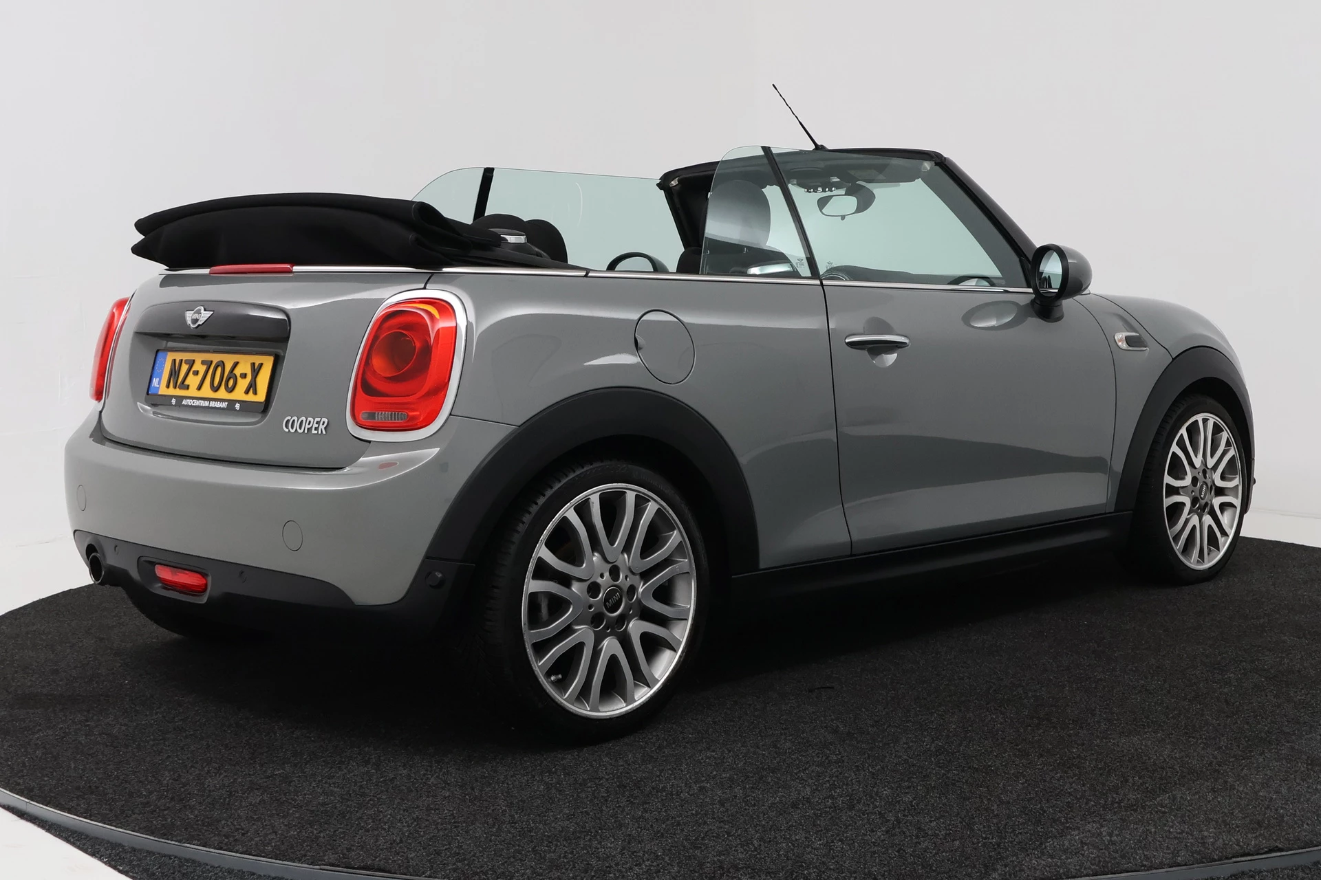 Hoofdafbeelding MINI Cooper Cabrio