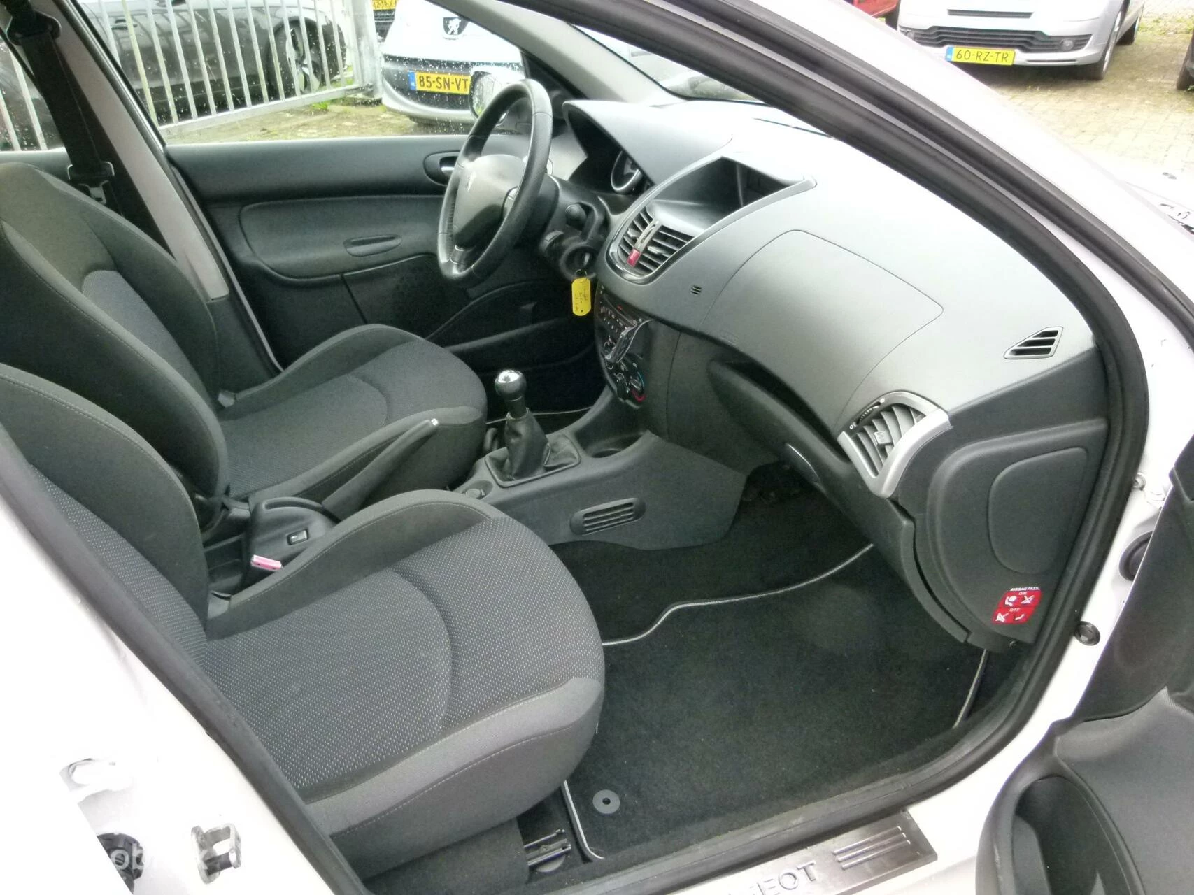 Hoofdafbeelding Peugeot 206