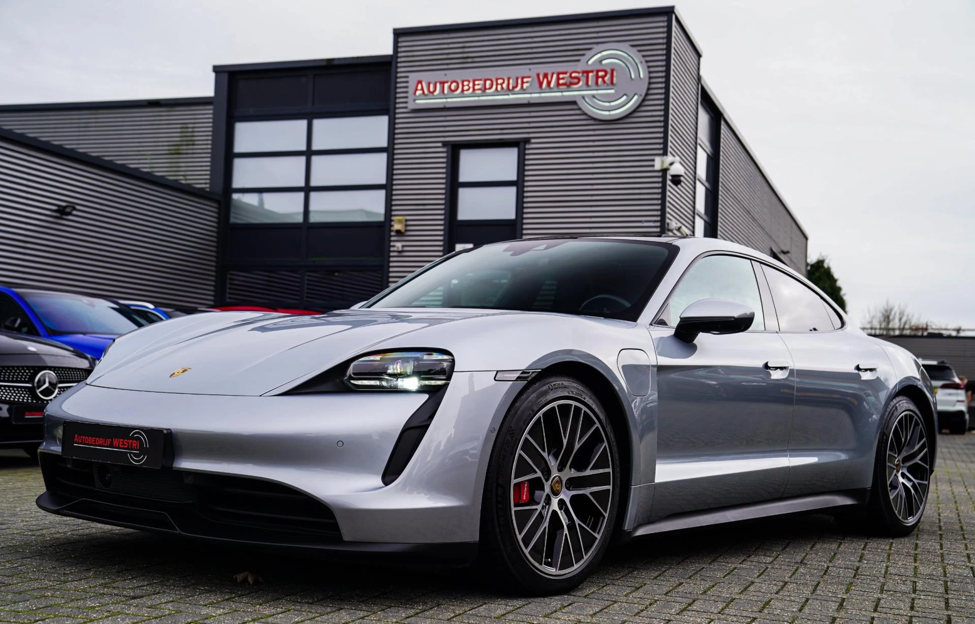 Hoofdafbeelding Porsche Taycan