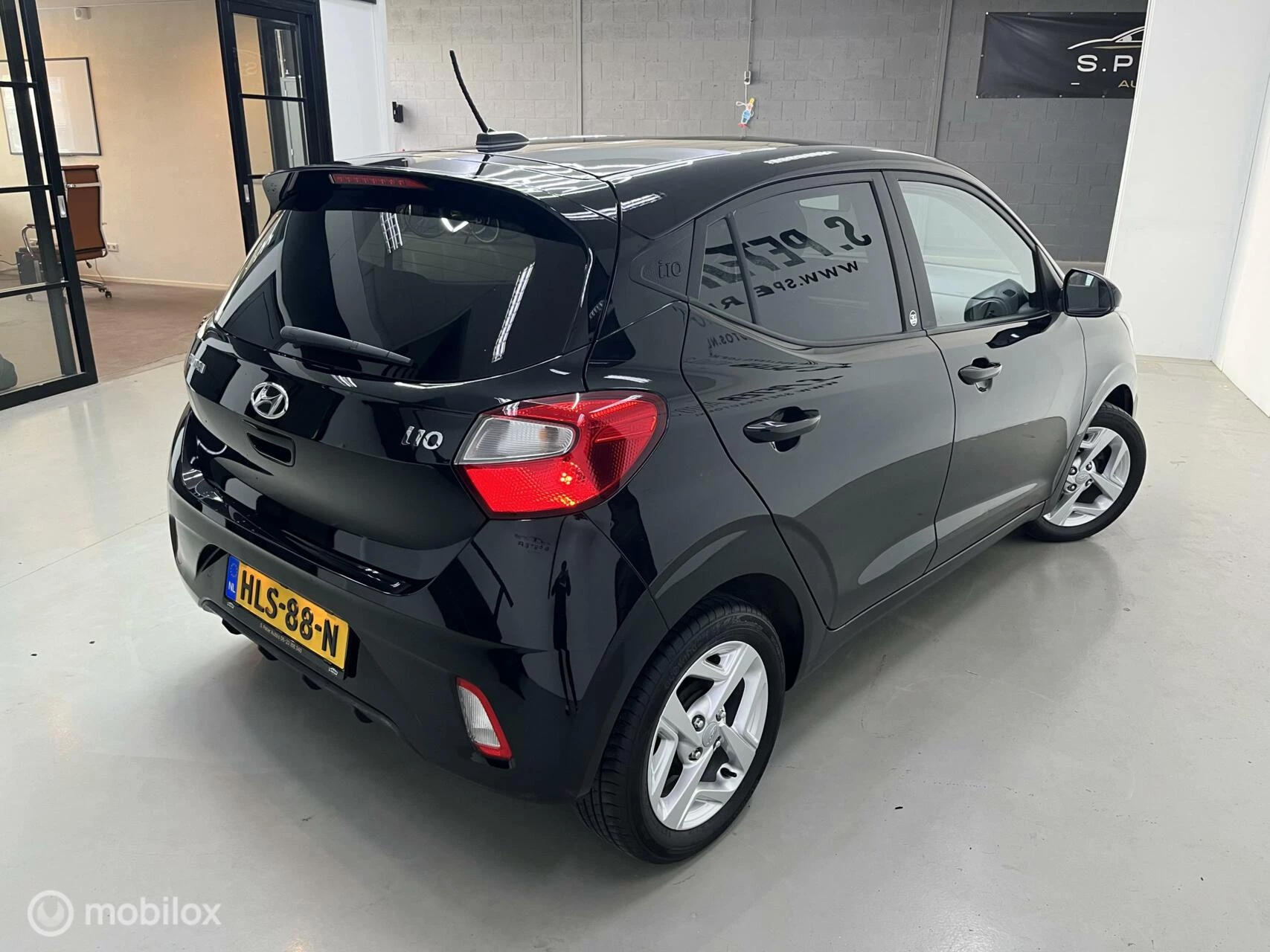 Hoofdafbeelding Hyundai i10