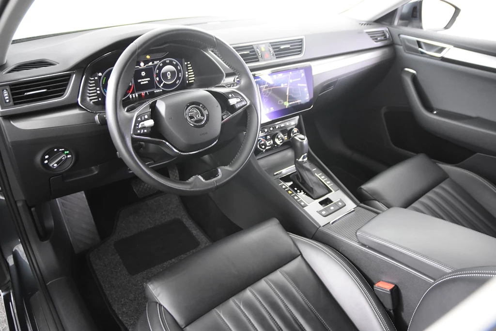 Hoofdafbeelding Škoda Superb