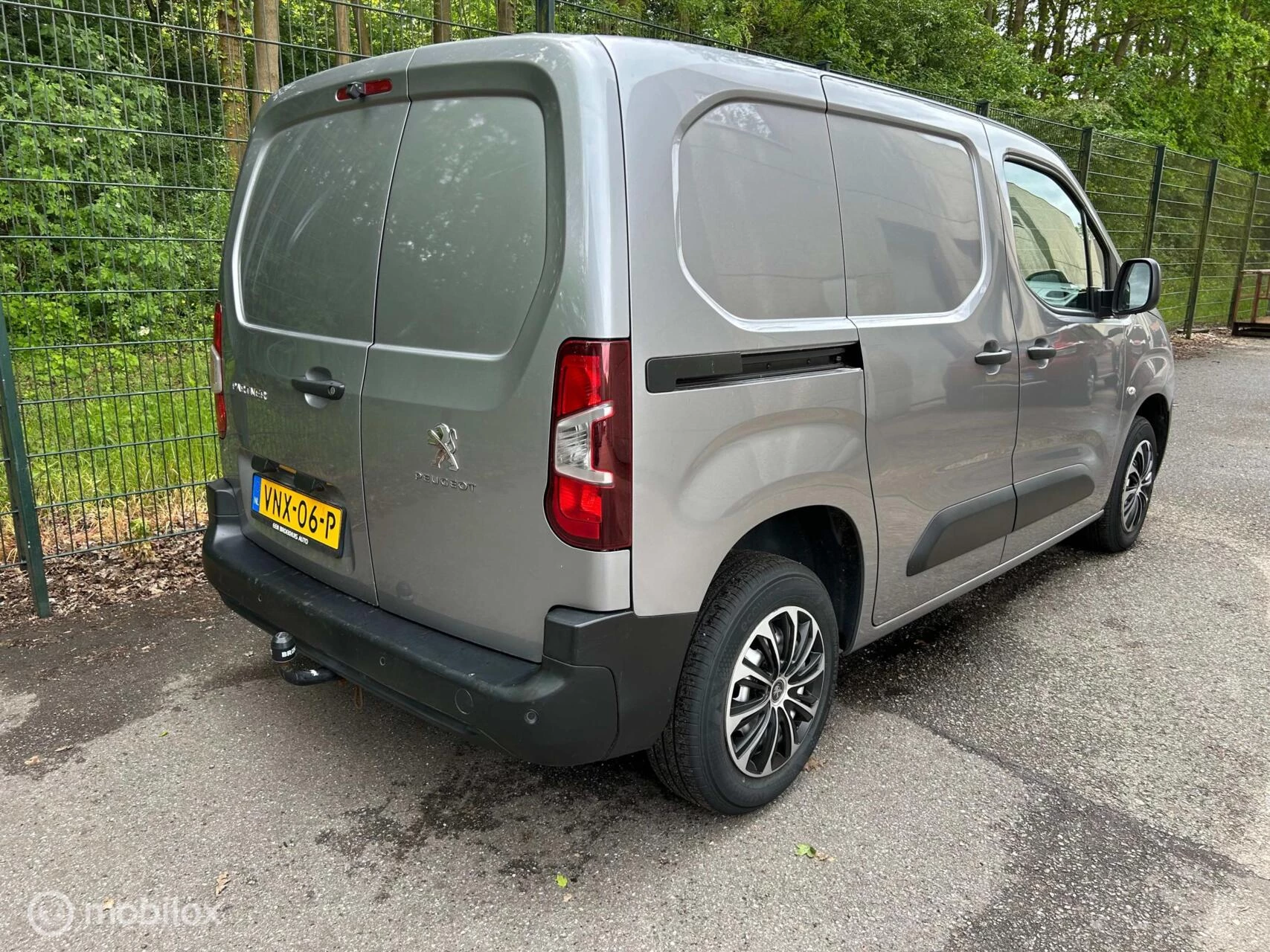 Hoofdafbeelding Peugeot Partner