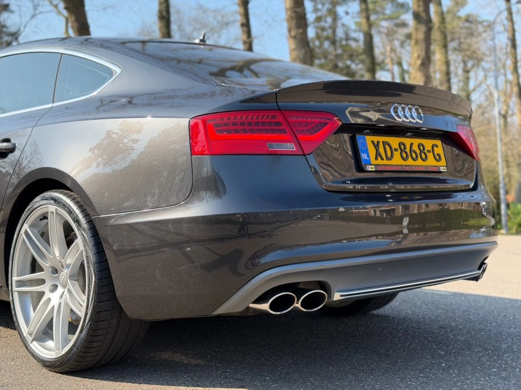 Hoofdafbeelding Audi S5