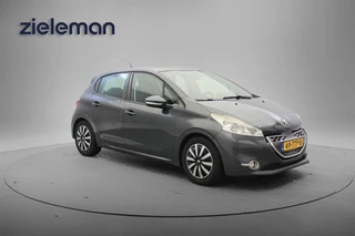 Peugeot 208 1.4 e-HDI Blue Automaat - Navi, Cruise