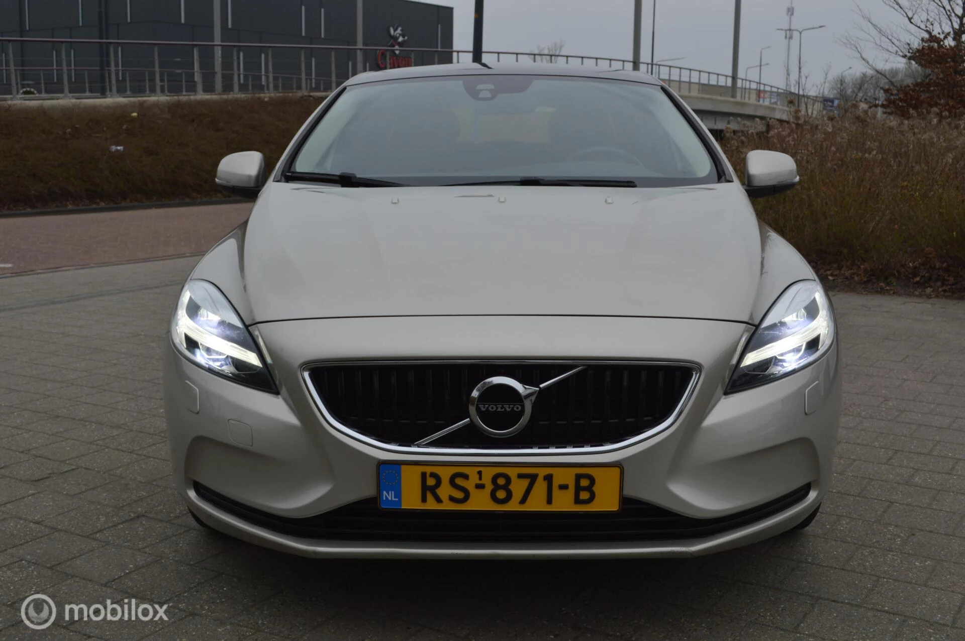 Hoofdafbeelding Volvo V40