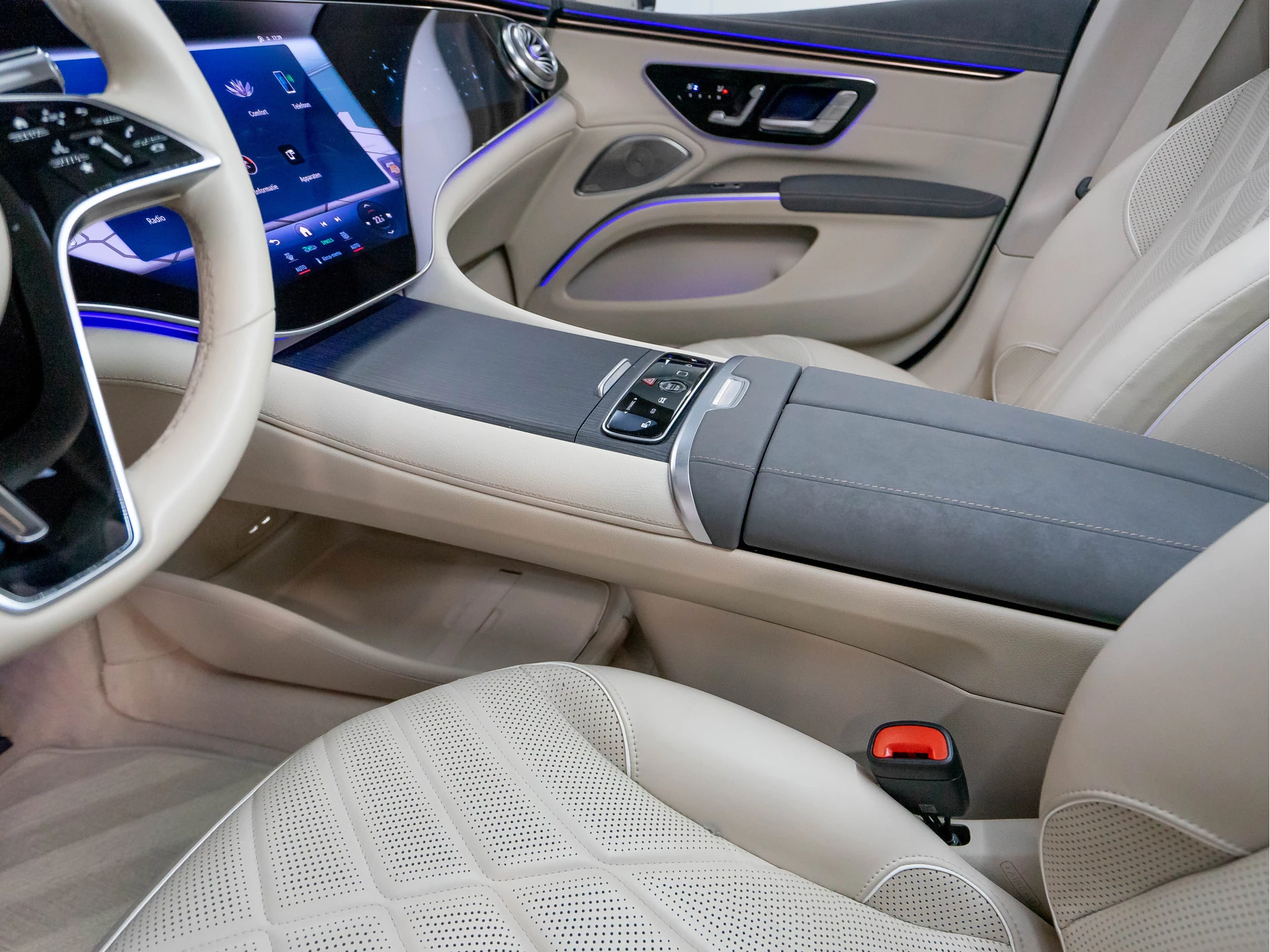 Hoofdafbeelding Mercedes-Benz EQS