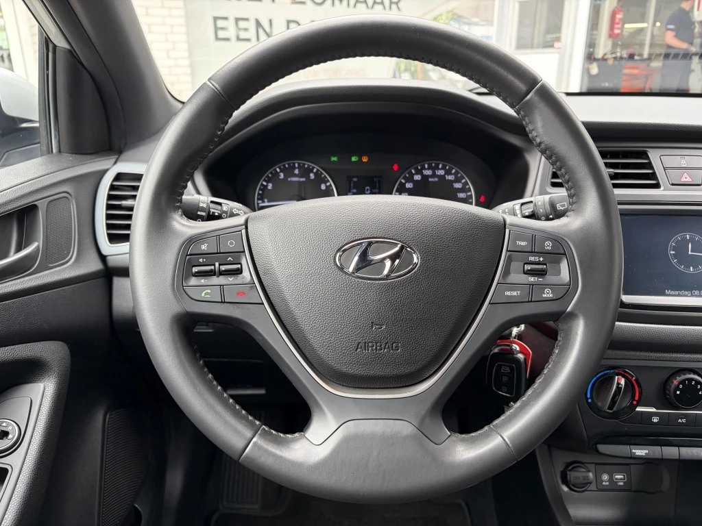 Hoofdafbeelding Hyundai i20