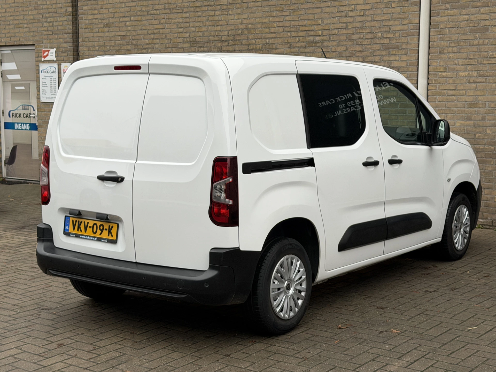 Hoofdafbeelding Peugeot Partner