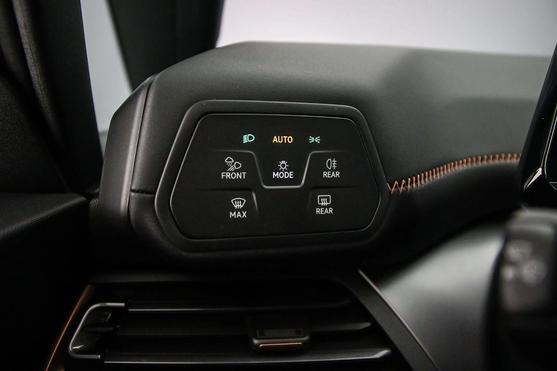 Hoofdafbeelding CUPRA Born