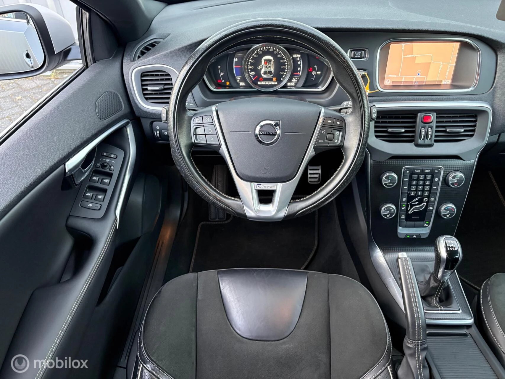 Hoofdafbeelding Volvo V40